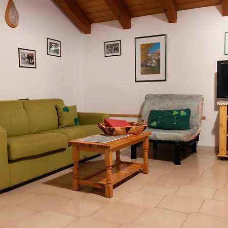 雷姆斯圣乔治卡斯格兰帕拉迪索酒店 *