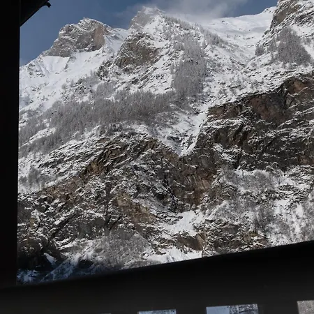 Gran Paradiso Saint Georges 아파트 *