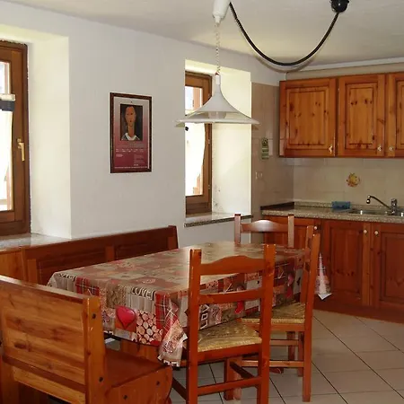 Gran Paradiso Saint Georges Apartment